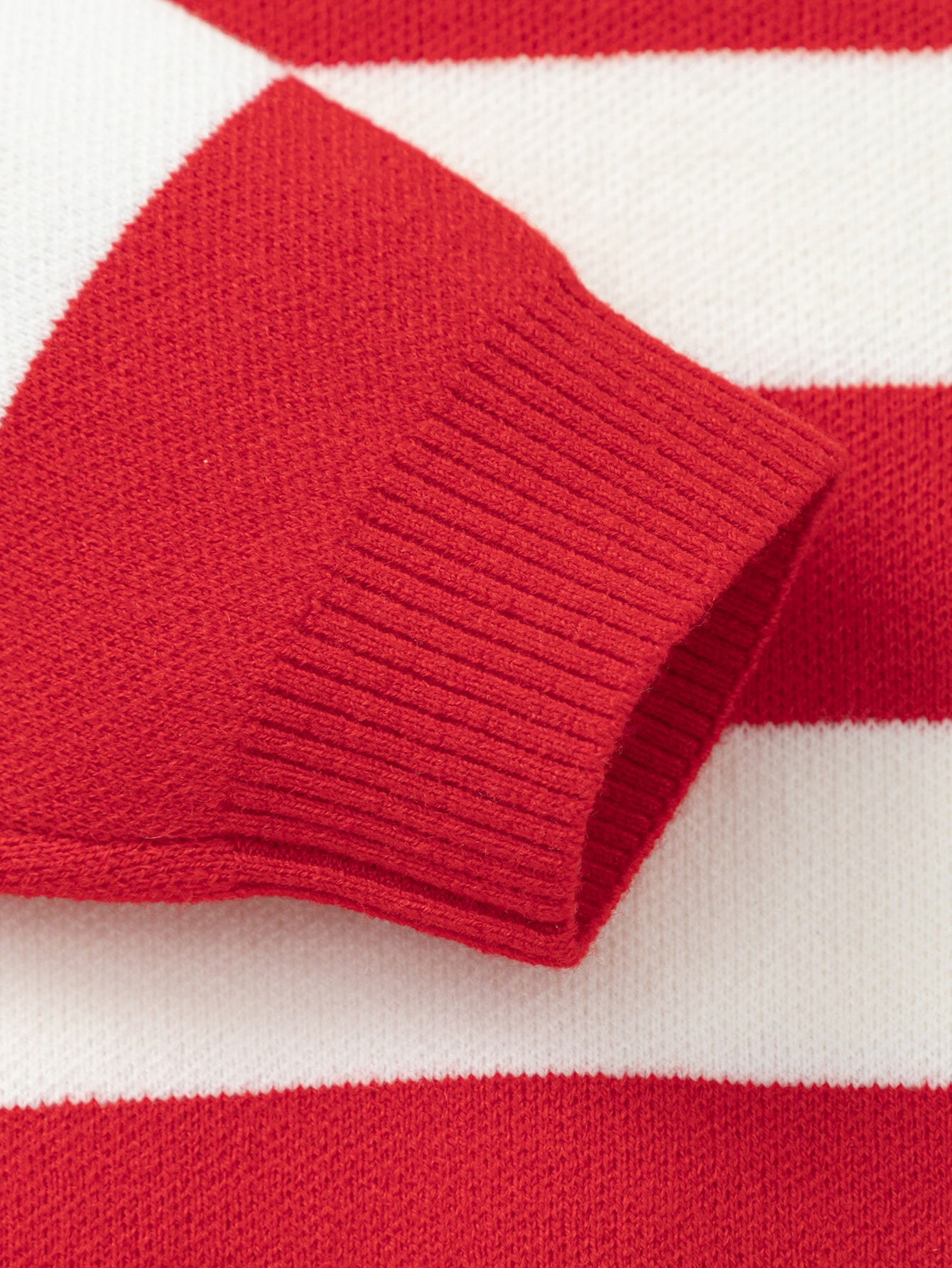 Pulovër Candy Stripe 🍬