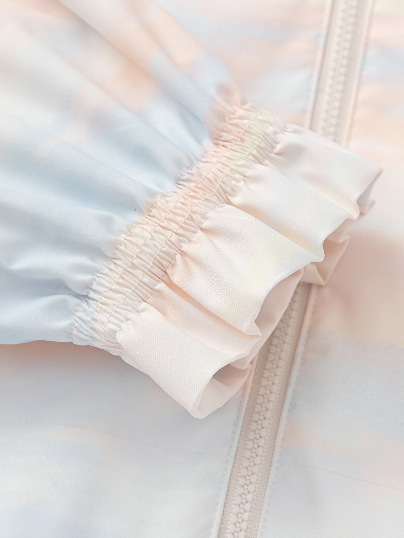 Xhaketë Sunset Bloom Ruffle Windbreaker 🌈