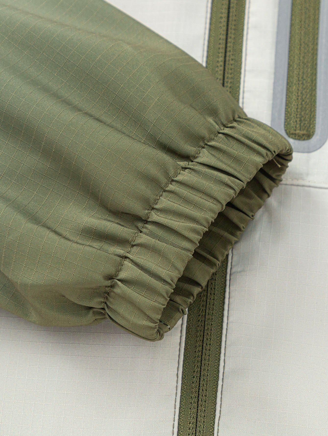 Xhaketë CloudCamo Gradient Windbreaker 🌫️