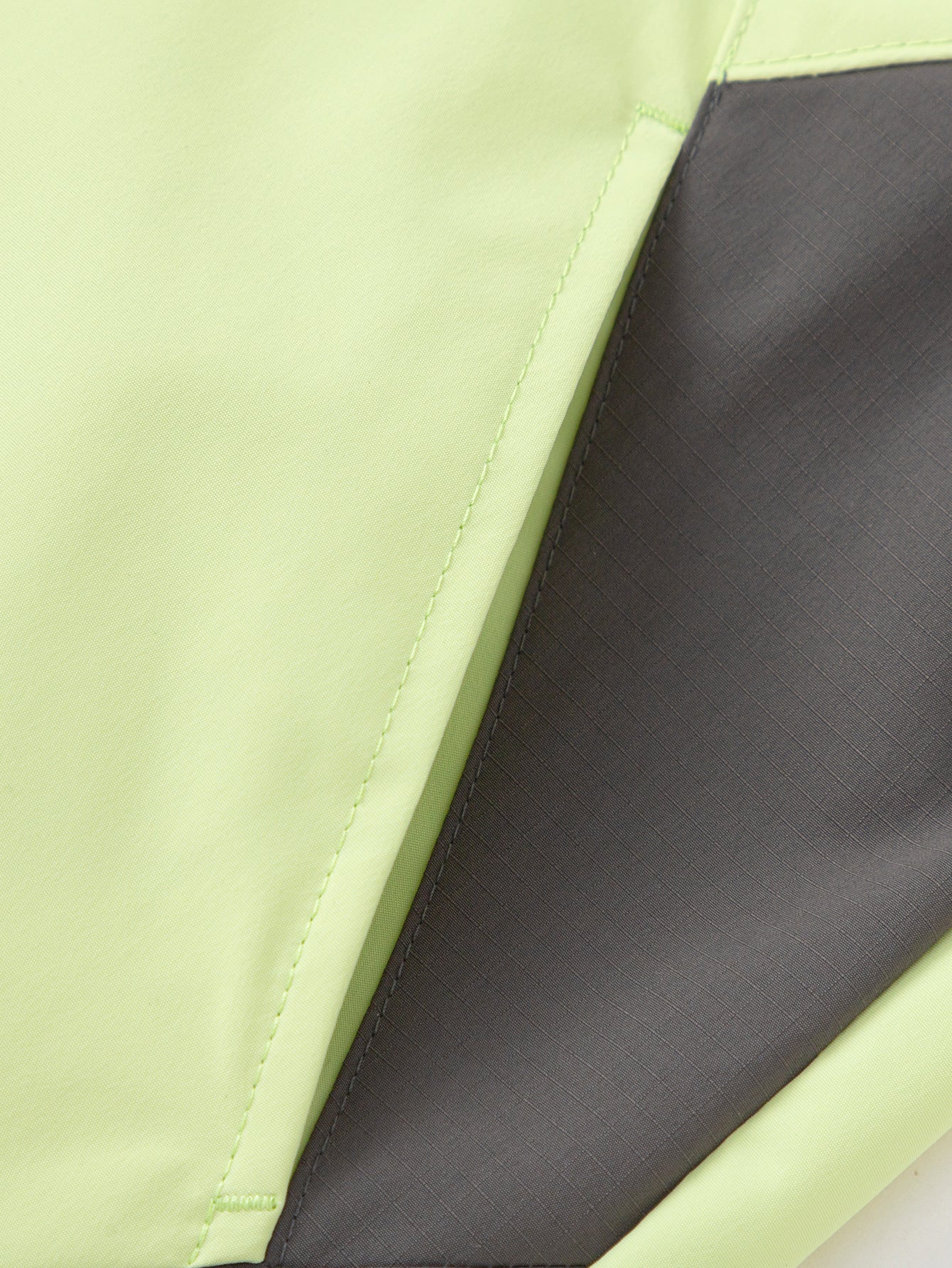 Xhaketë GlowGuard Windbreaker 🦺