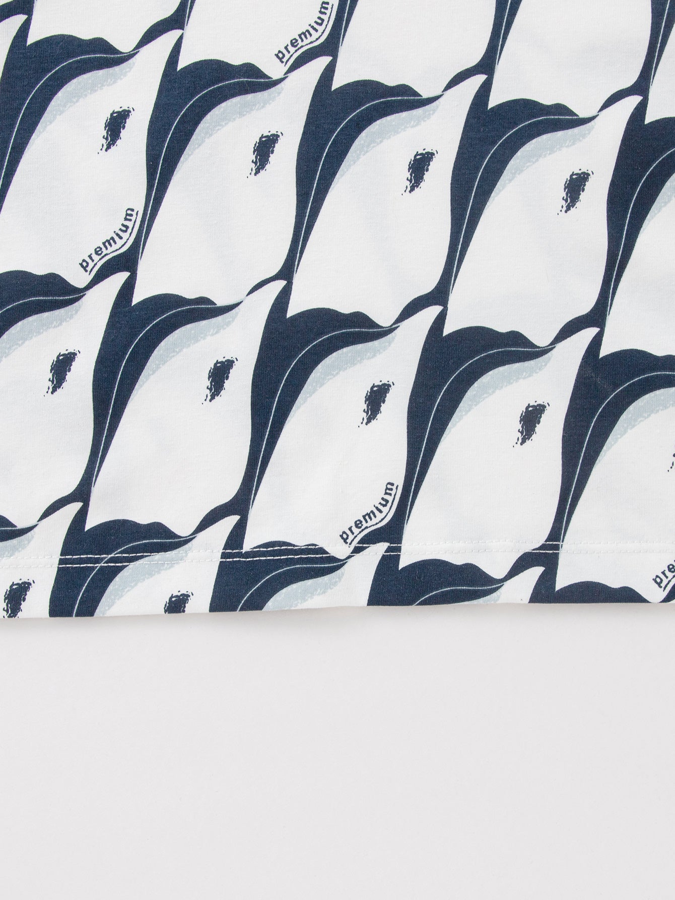 Bluzë Penguin Parade 🐧