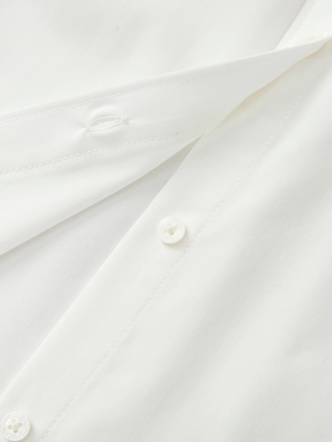 Këmishë Ruffle Collar 🤍