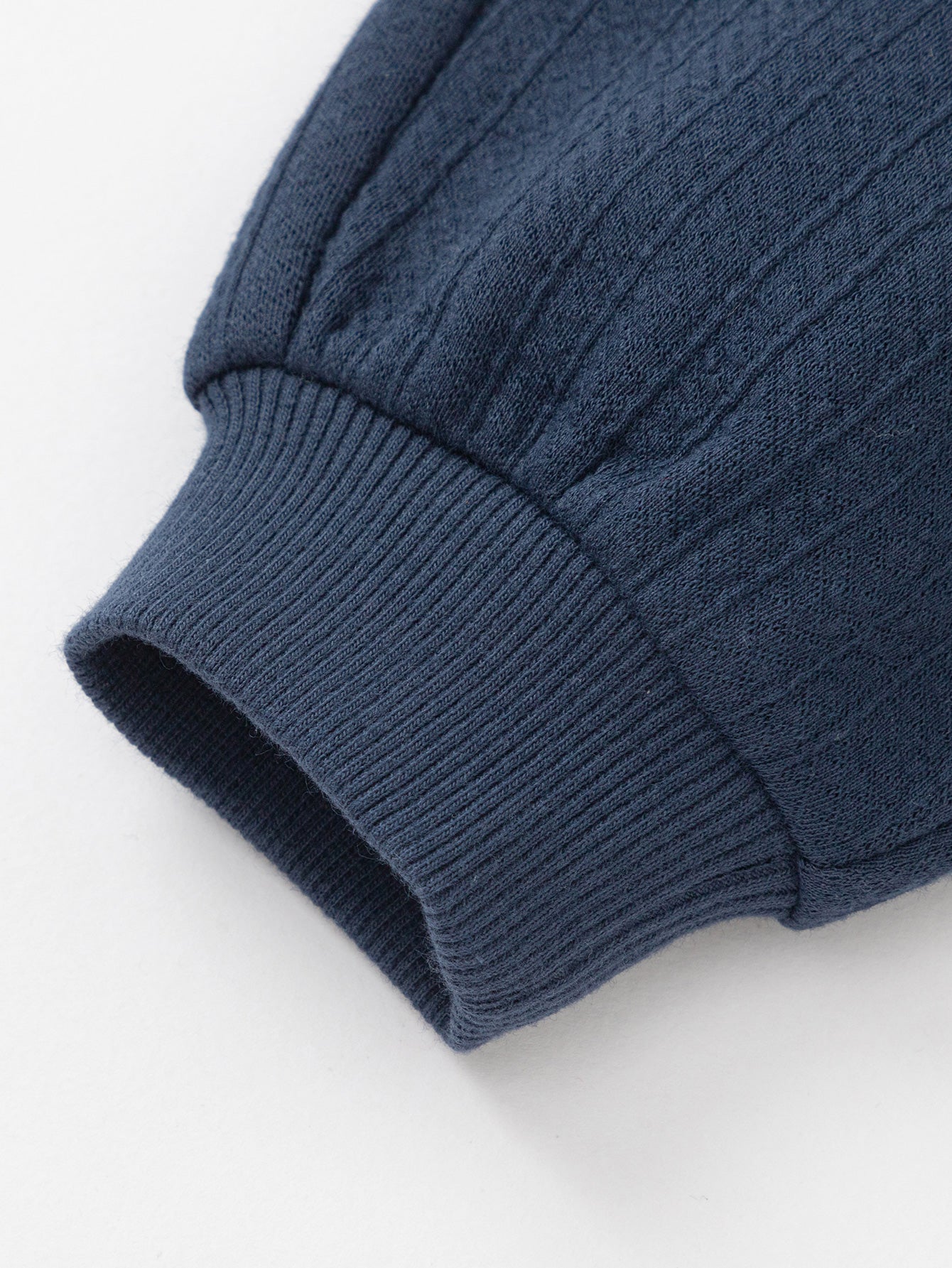 Tuta - Midnight Pup 🐾