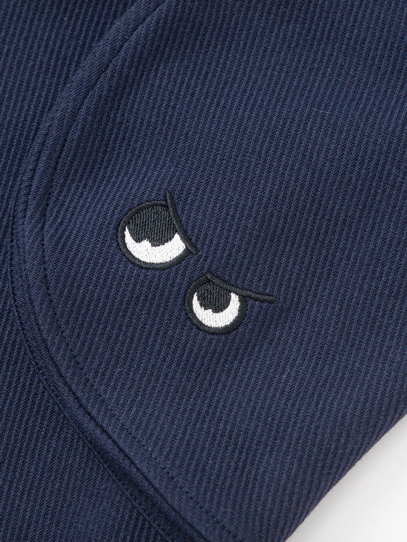 Tuta Peekaboo Pocket 👀