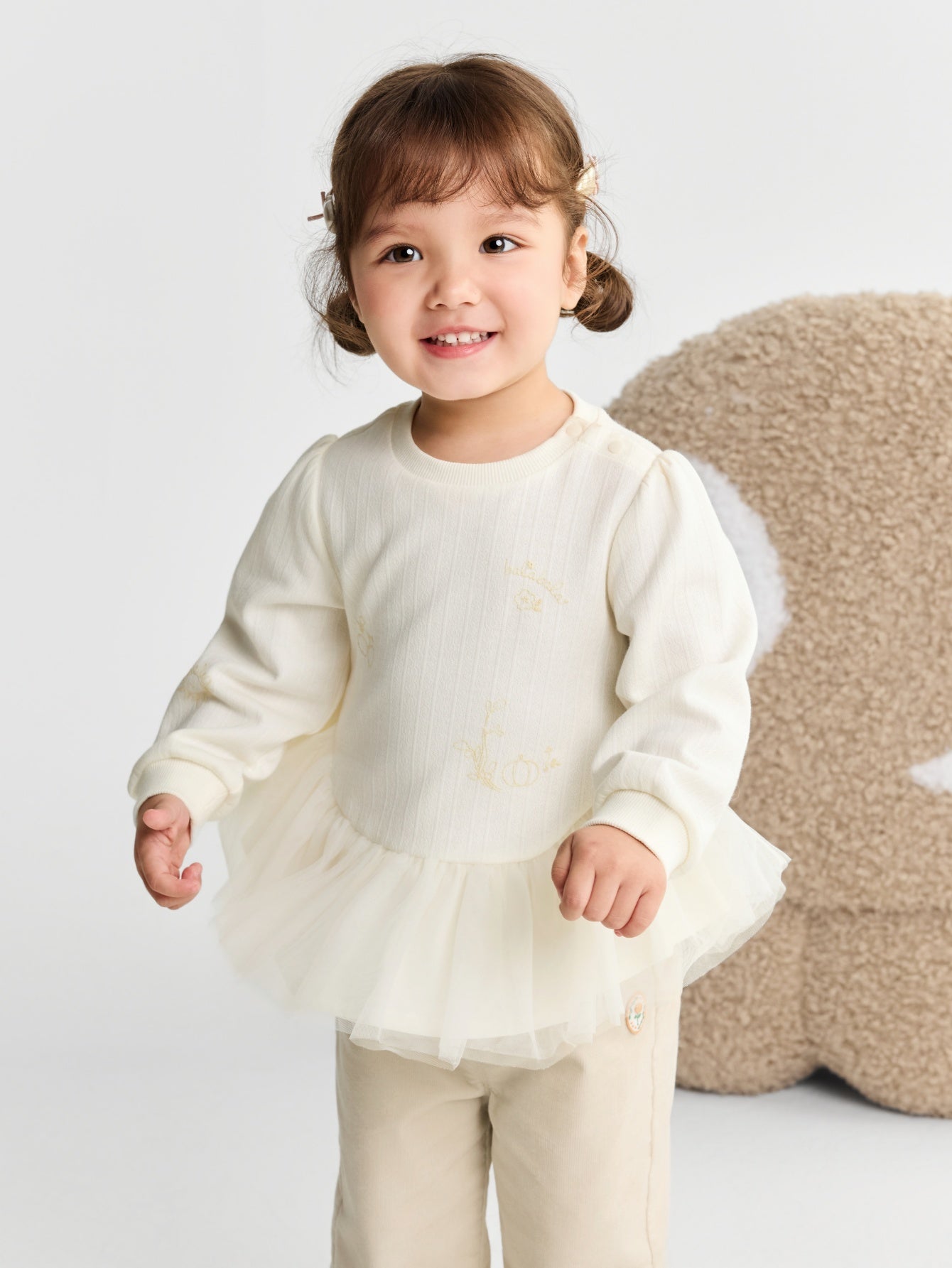 Pulovër Dreamy Tulle Hem ✨🤍