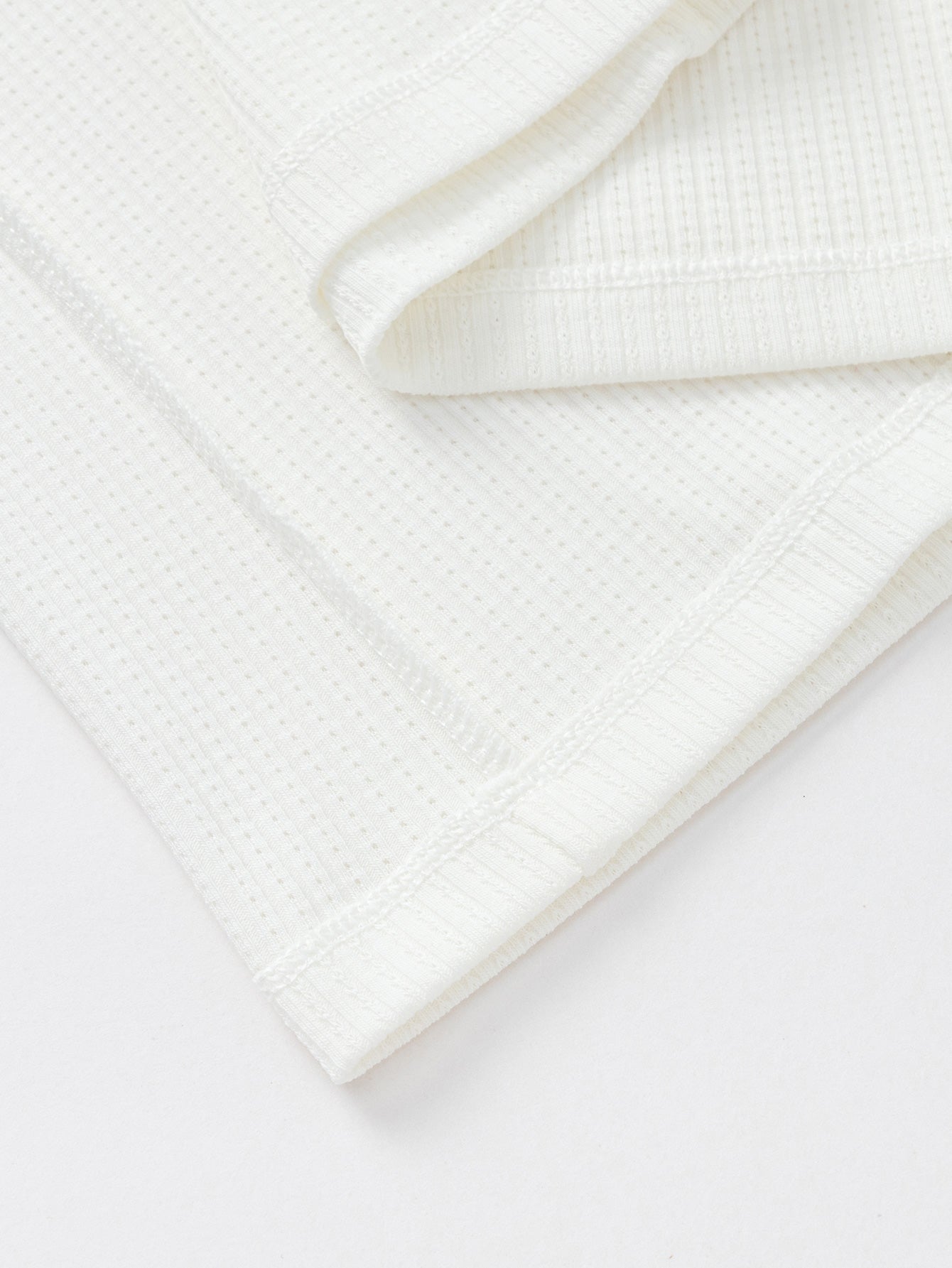 Pulovër Elegant Touch – White ✨🌼