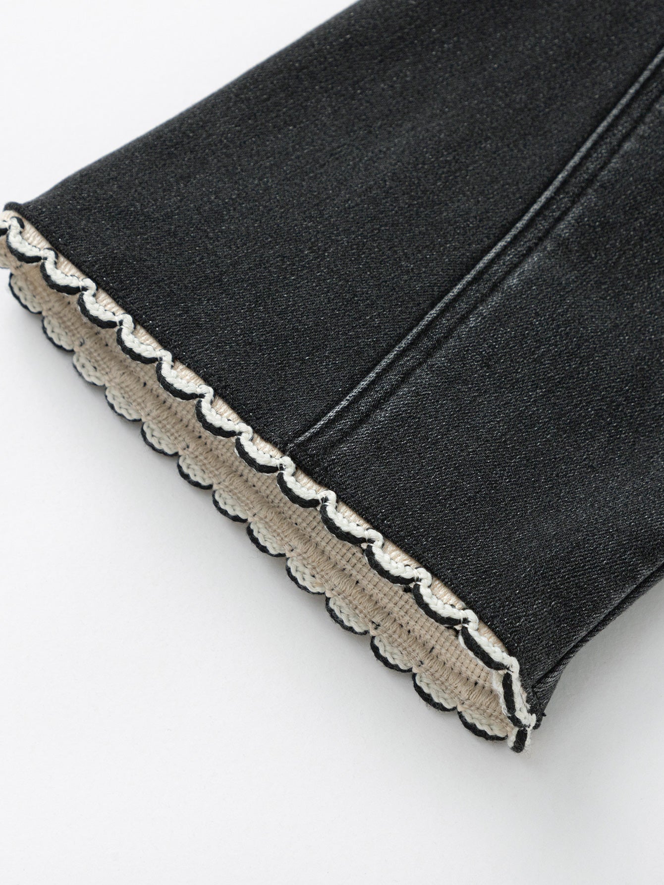 Pantallonat Retro Flare – Jean ✨