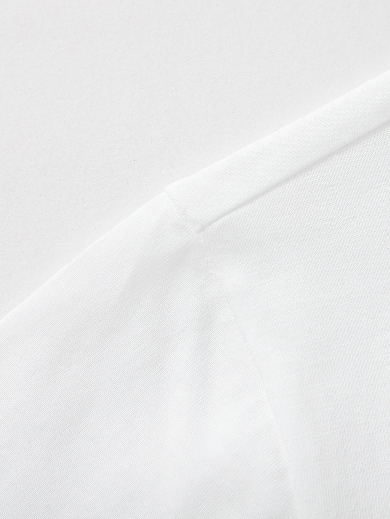 Bluzë White Whiz ⬜️