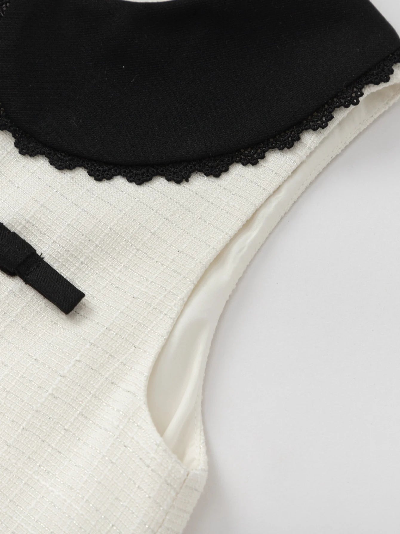 Fustani - Scallop Collar Bow Dress 🖤