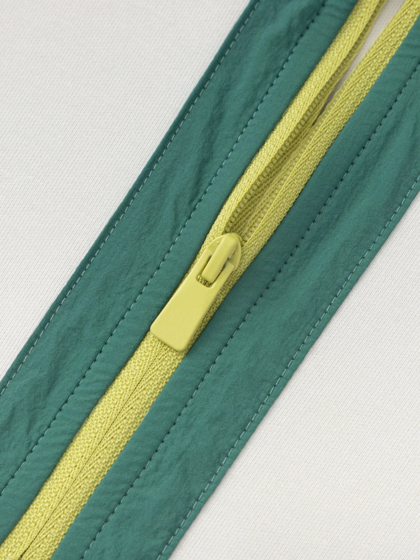 Pulovër Forest Zip 💚