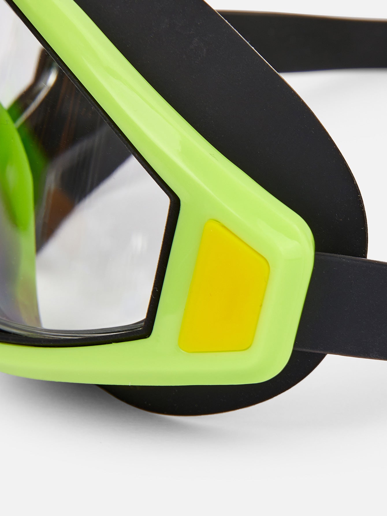 Syze Plazhi Jungle Splash 🟢